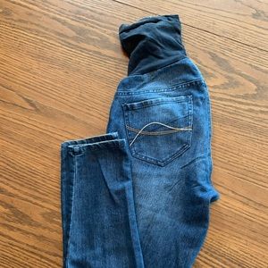 Maternity jeans, size small, medium wash